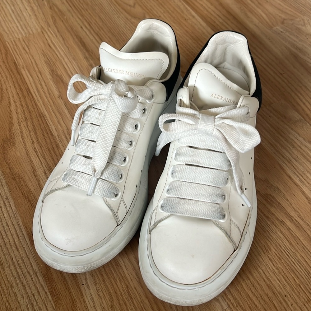 Alexander McQueen sneakers 35.5
